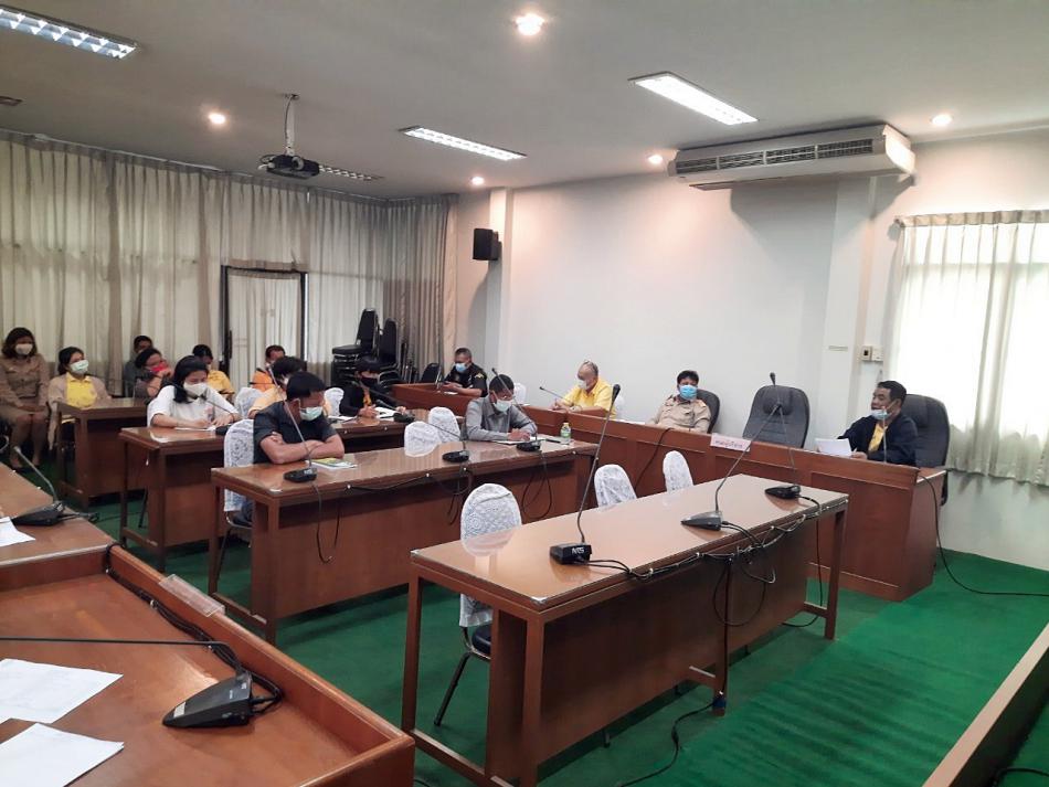 การประชุม เรื่อง การรับมือกับสถานการณ์การแพร่ระบาดของโรคโควิด 19 วัน (4 ภาพ)