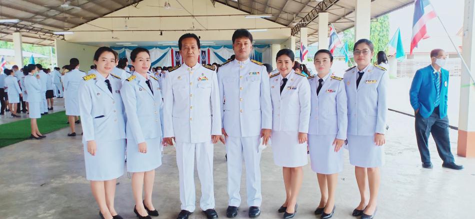 พิธีลงนามถวายพระพรชัยมงคล เนื่องในโอกาสวันเฉลิมพระชนมพรรษา สมเด็จพระนางเจ้าสิริกิติ์ พระบรมราชนีนาถ พระบรมราชชนนีพันปีหลวง วันที่ 12 สิงหาคม 2563 ณ ศาลาเอนกประสงค์เทศบาลเมืองหลังสวน (6 ภาพ)